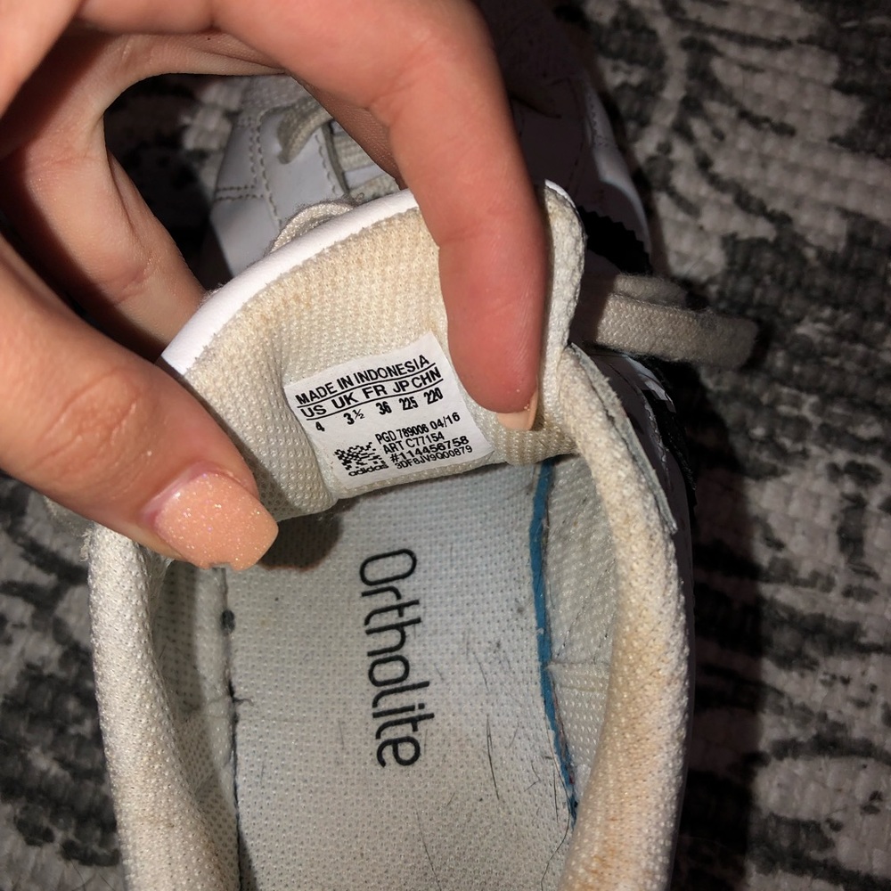 Adidas Superstars sneakers - Picture 4 of 4
